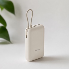 ������� ����������� �� ���������� ������� Xiaomi Power Bank (Integrated Cable), 10000 ���