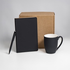   ARISTOCRATIC: , , ; /