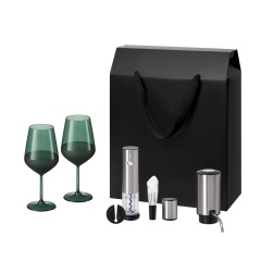   Emerald, Vintaro, Dante (2  +    + )