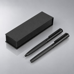 ����� ����� Monarch Black